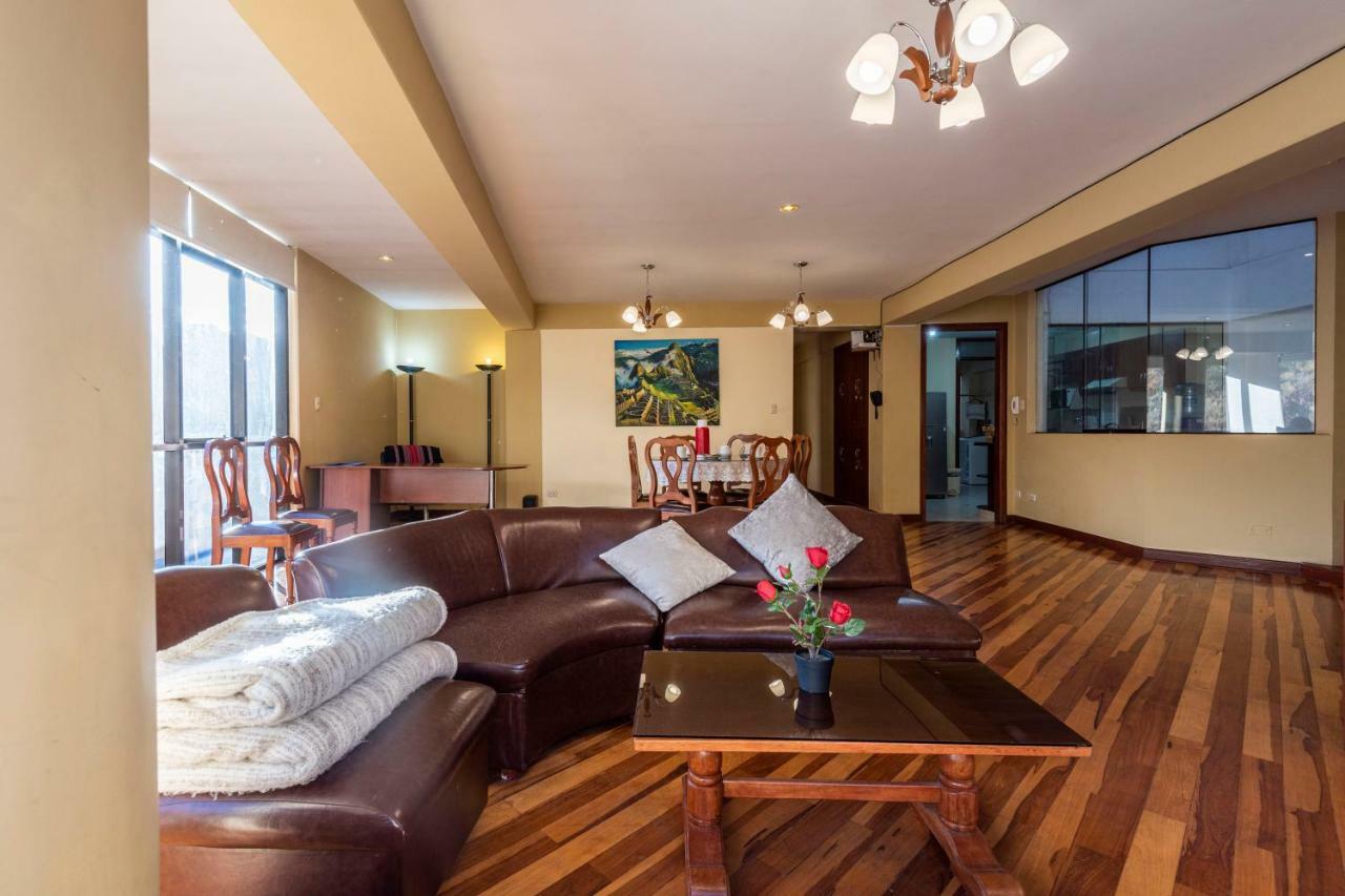 Espacioso Confortable Apartamento Familia クスコ エクステリア 写真