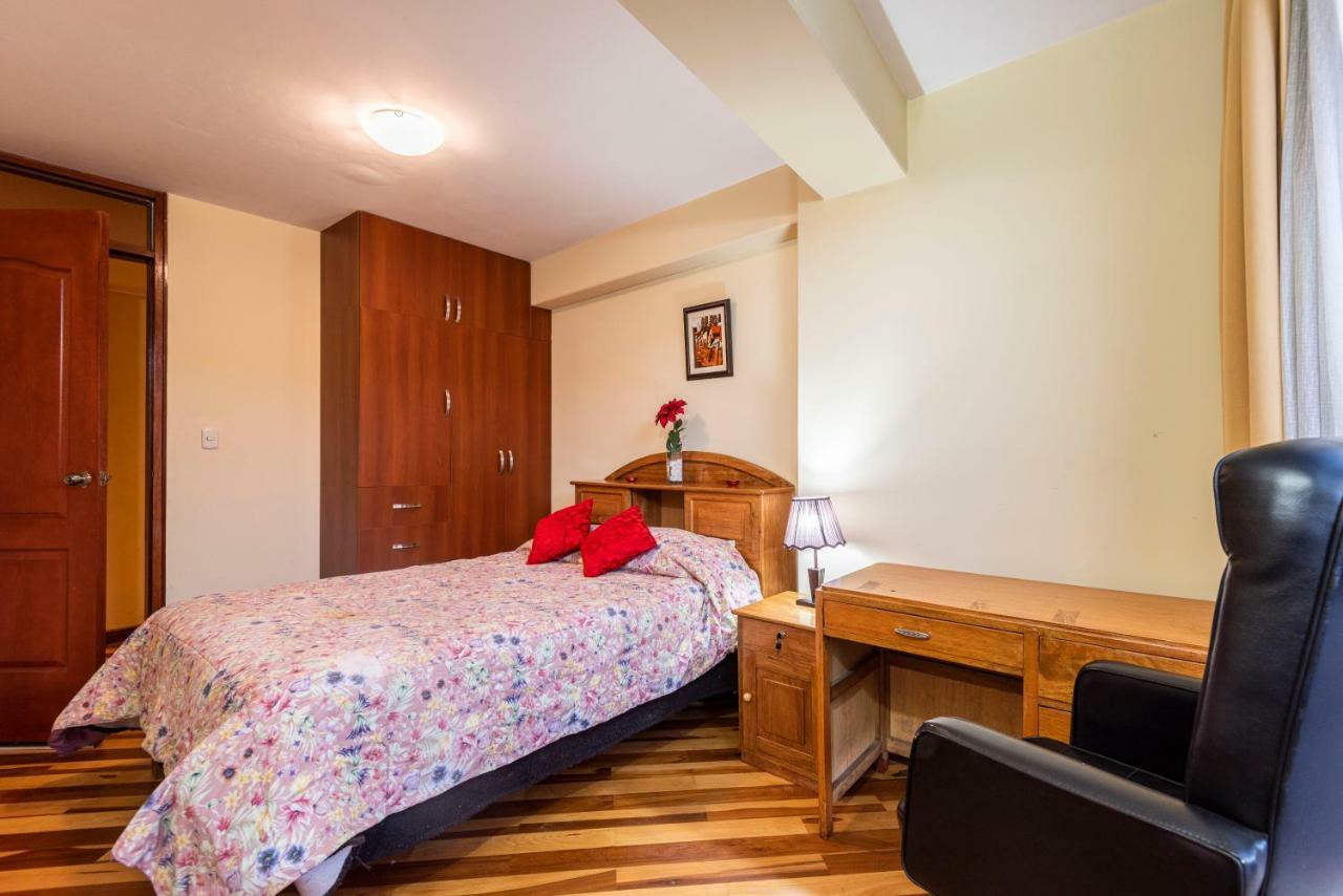 Espacioso Confortable Apartamento Familia クスコ エクステリア 写真